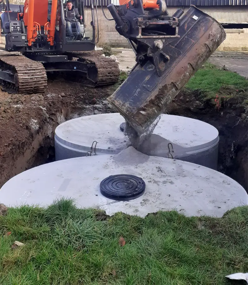 Installation de citerne dans la terre